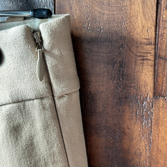 Babaton Stretch Crop - Picture 4 of 5